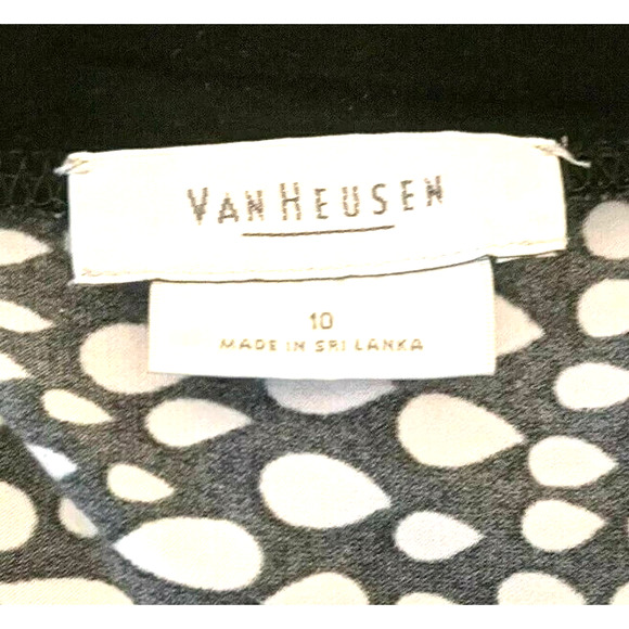 Van Heusen Dress Short Stretch Short Sleeve V-Neck - Picture 4 of 5